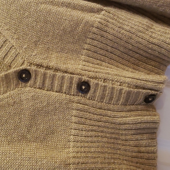 WOODEN SHIPS Beige 3 Button Cropped Cardigan Sweater sz S/M Women's Jumper - Picture 6 of 14